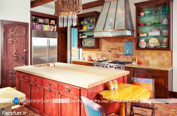 طراحی دکوراسیون سنتی در آشپزخانه با رنگ های شاد